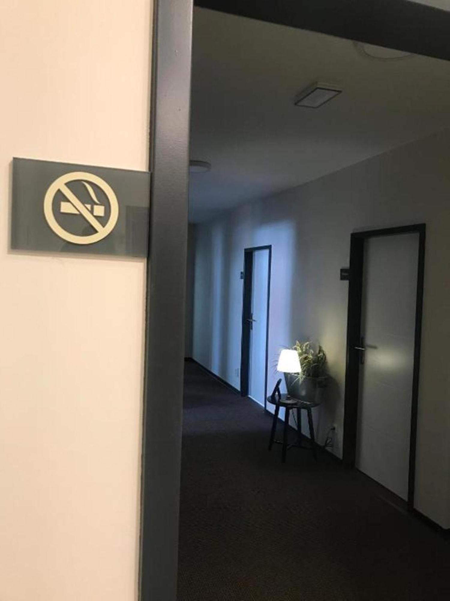 Hamburg Room 2* Hamborg